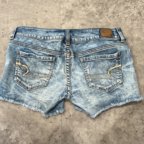 American eagle size 2 shorts - Picture 2 of 4